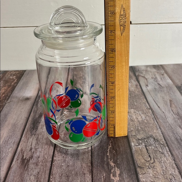 VINTAGE Glass Jar with Lid – Holiday Ornaments Design - Picture 8 of 9